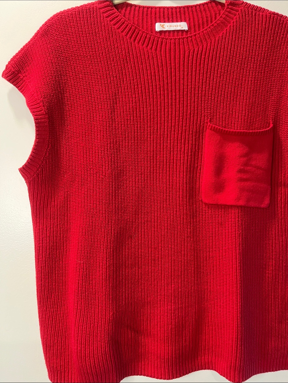 Kirundu M Bright Red Crewneck Knit Sleeveless Sweater with Front Pocket - Picture 3 of 6
